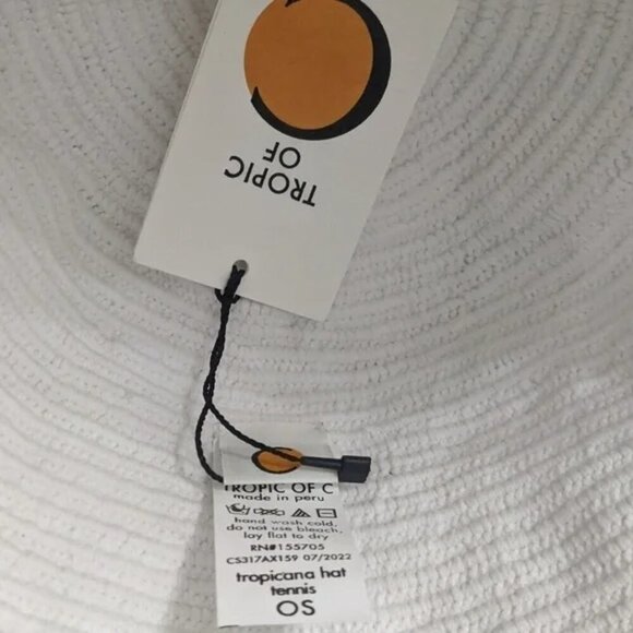 NWT Tropic of C x LVR | Tropicana Knit Bucket Hat - Picture 7 of 11